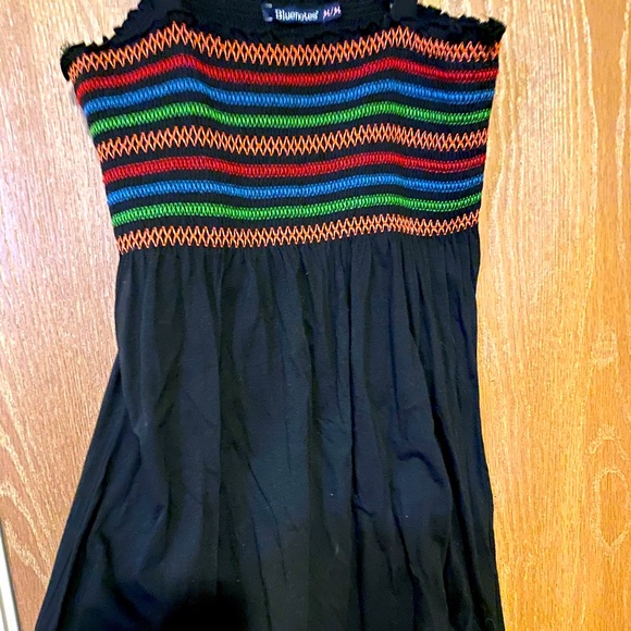 3 FOR $20 Bluenotes tank top - Picture 2 of 3